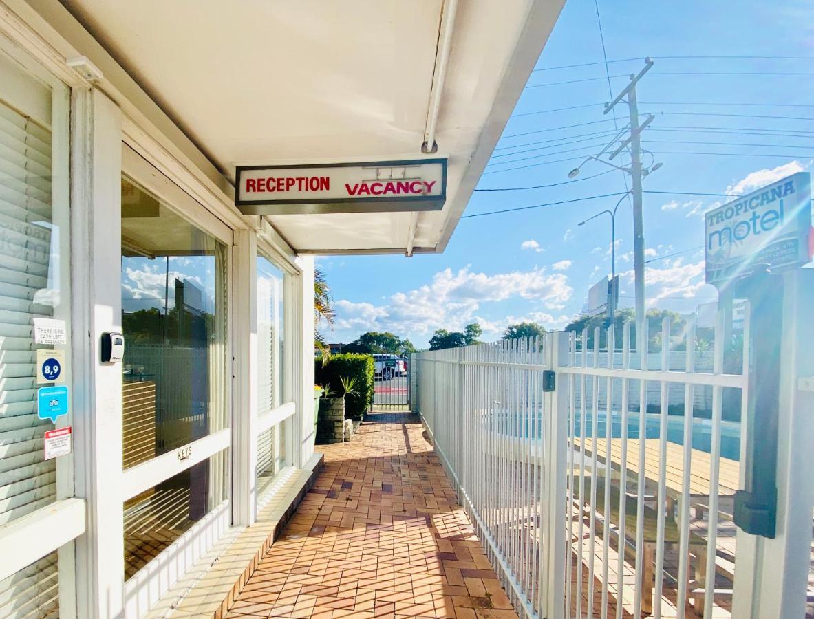 Tropicana Motel Gold Coast Exterior photo